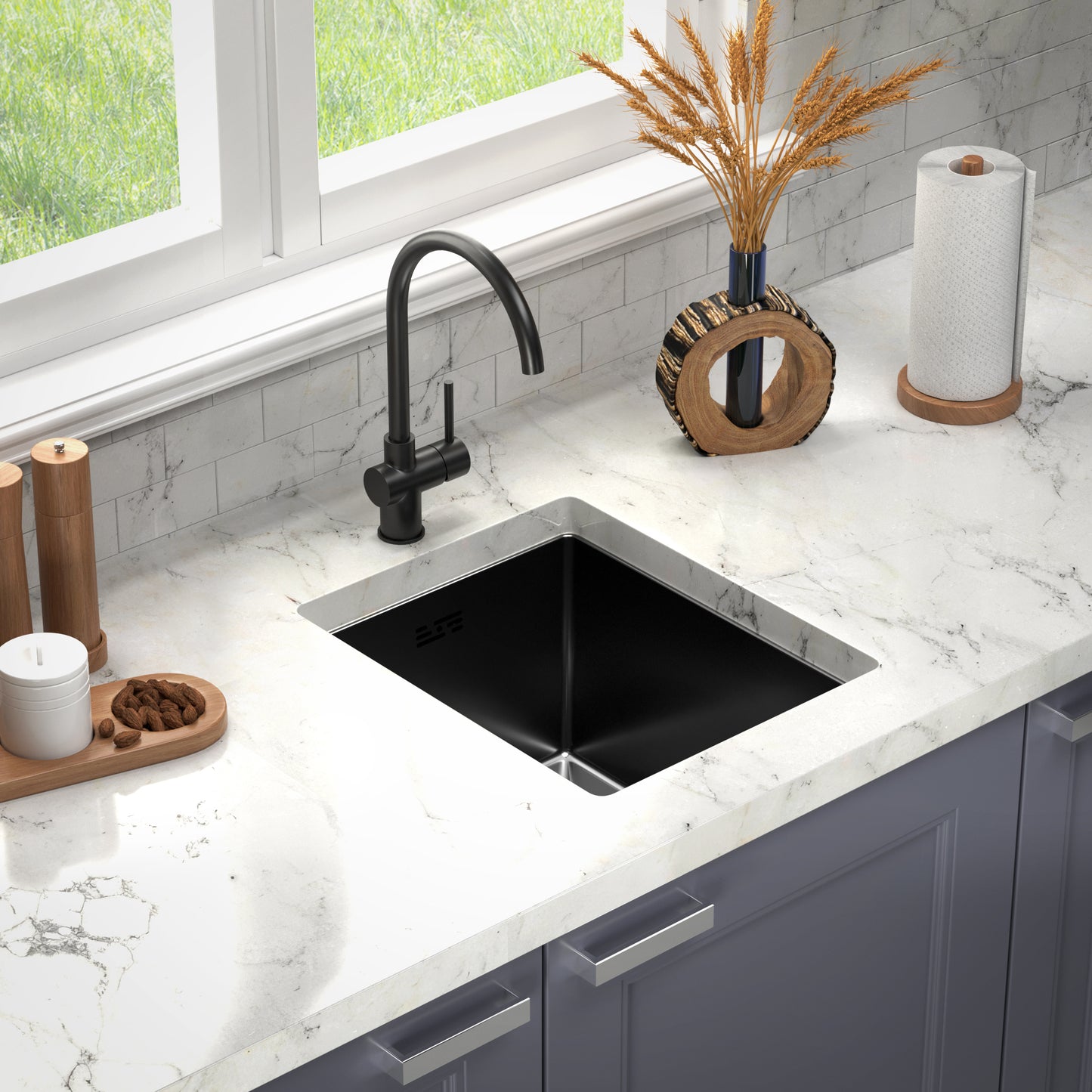 Vienkausa virtuves izlietne Graphite 37x45 + dozators, grozs