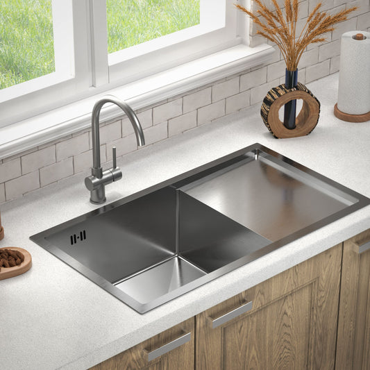 ANW HOME Single Bowl Kitchen Sink, Undermount Kitchen Sink, 304 Stainless Steel, with Drainboard, 78x44 cm, Nano-Coated Finish, Thickness 3.0+1 mm, 22 cm Deep, with Siphon